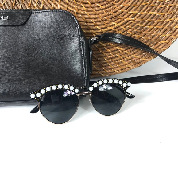 Faux Pearl Trim Sunglasses - Picture 2 of 4